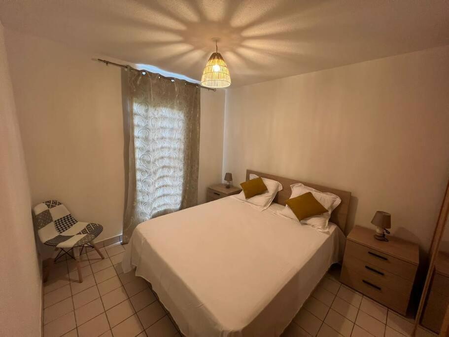 Appartement F4 Petit Bourg Exteriör bild