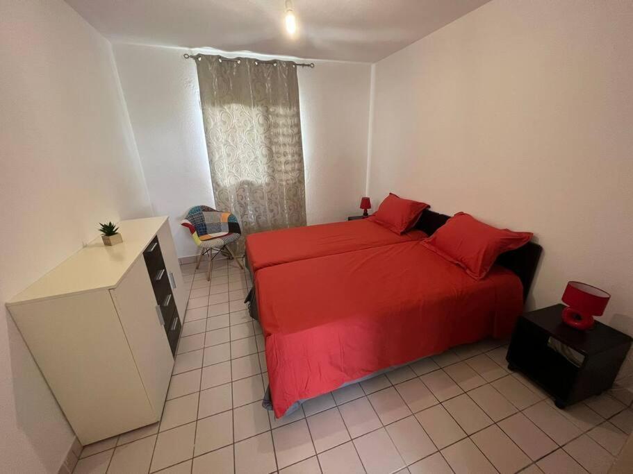 Appartement F4 Petit Bourg Exteriör bild