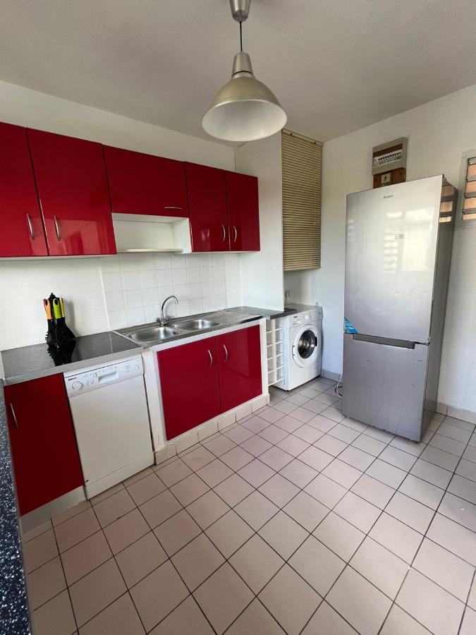 Appartement F4 Petit Bourg Exteriör bild