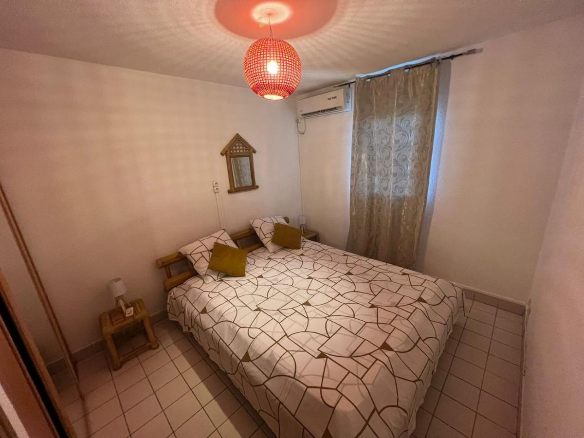Appartement F4 Petit Bourg Exteriör bild